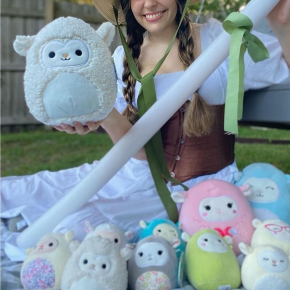 New with tag squishmallows Sophie OR Elea 8" - Picture 8 of 8